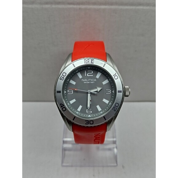Mens Nautica N83 Finn World Watch 44mm Red Silicone Gray Quartz New Battery 50m - Picture 1 of 10